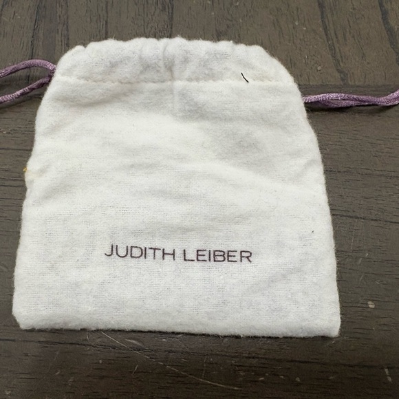 Judith Leiber Silver mirror. - Picture 4 of 4